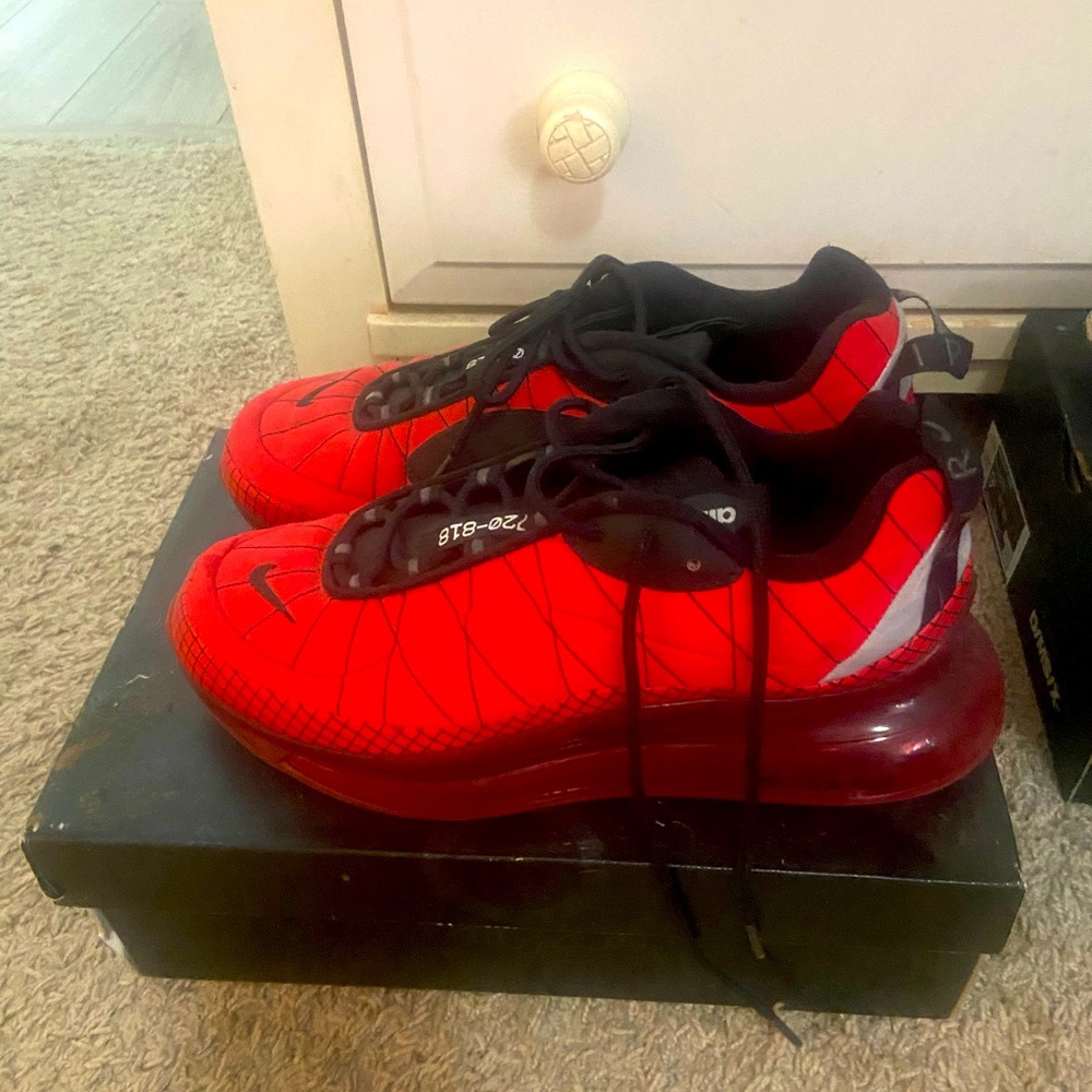 Size 9 Nike MX-720-818 Speed Red/Black